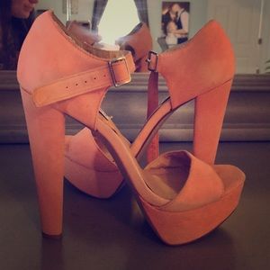Steve Madden pumps
